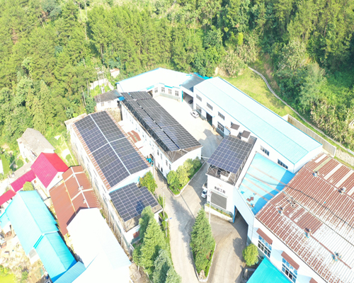 安徽青松工具有限公司屋顶400Kw分布式光伏电站
